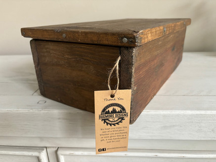 keyword - Dugmore Designs, custom handcrafted primitive rustic woodworking